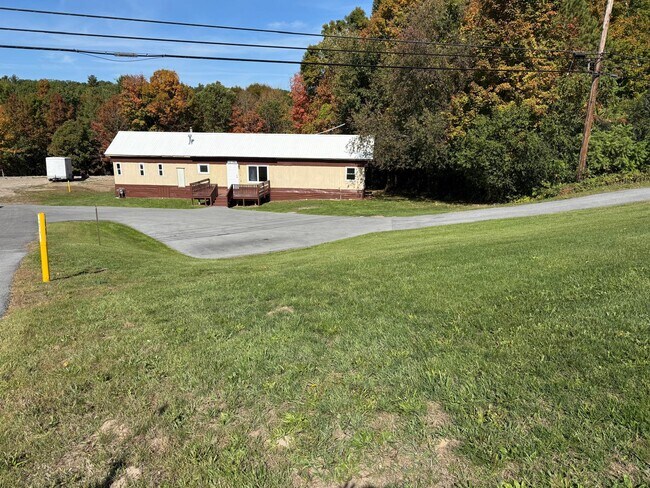Building Photo - 32387 State Rte 3