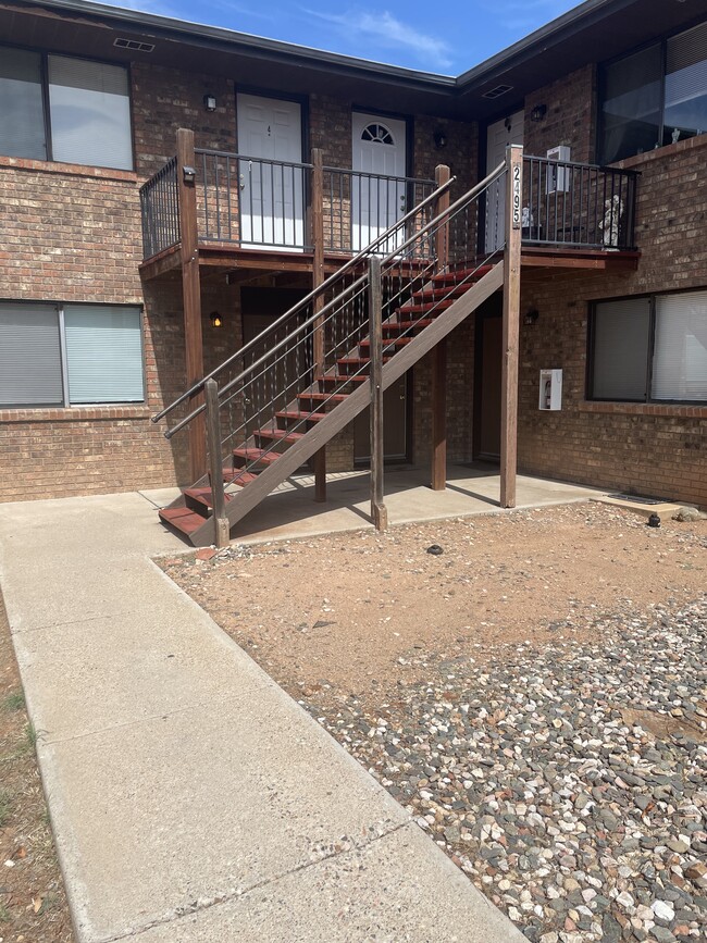 Photo - 2495 S Mountain View Dr