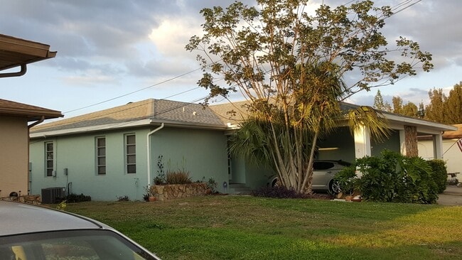 Photo - 3119 Riverside Dr