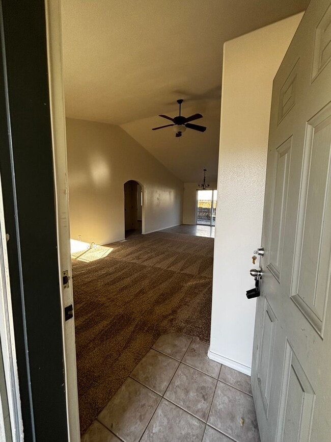 Photo - SE Bend House, Gas Heat/Fireplace, Fenced Yard, Dbl. Garage, Pets Considered!