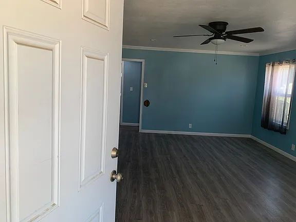 Photo - "Charming 2-Bedroom Retreat in Beautiful Bakersfield – Your Cozy Haven Awaits!"