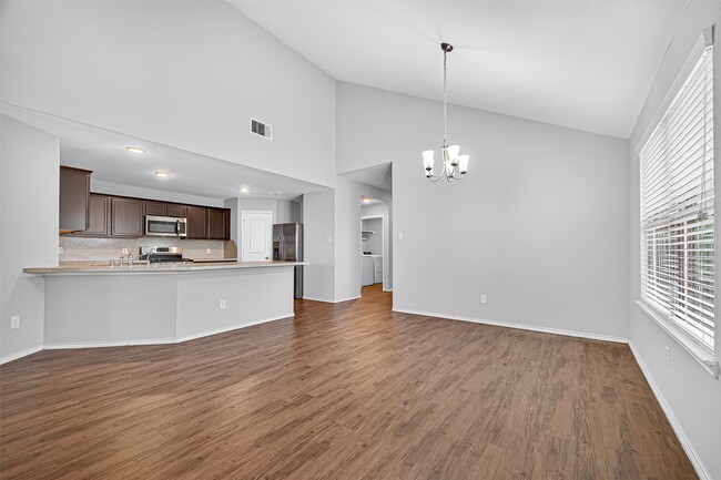 Photo - 5310 Songlark Bluff Cir