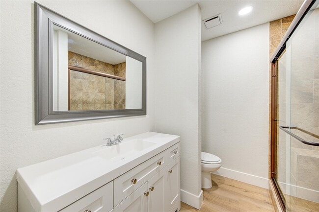 Photo - 328 Meadow Wood Ct