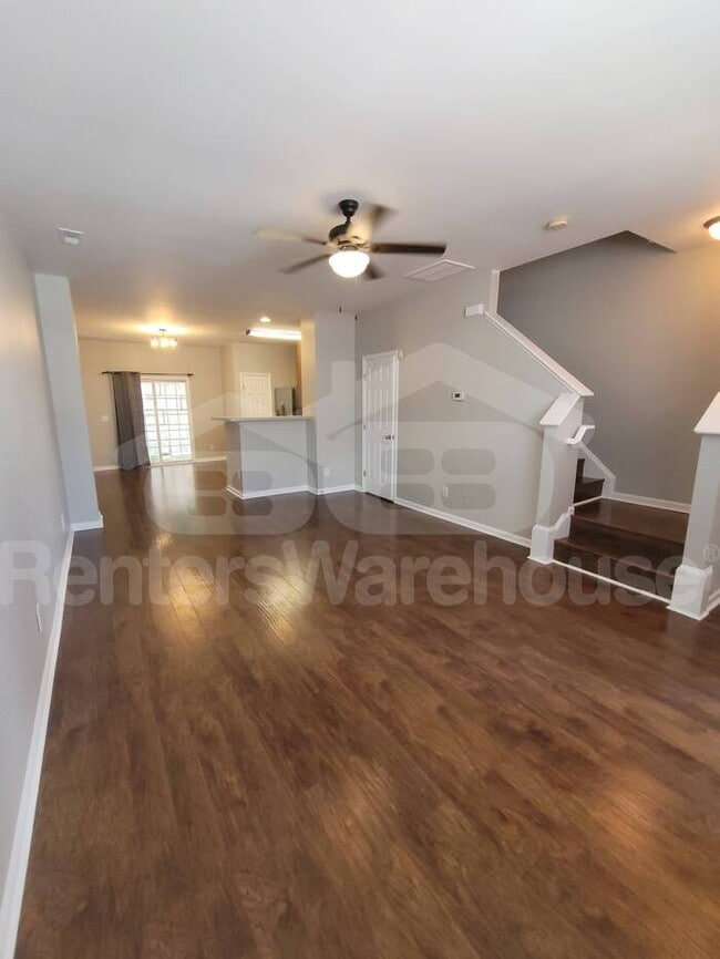 Photo - Cozy townhouse in convenient location!