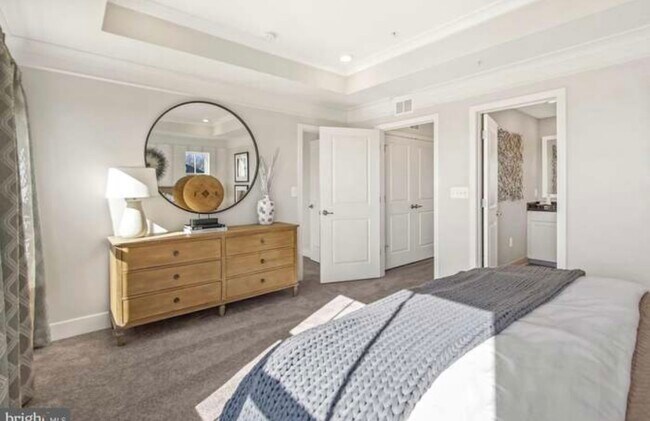 Photo - 4146 Skipton Pl