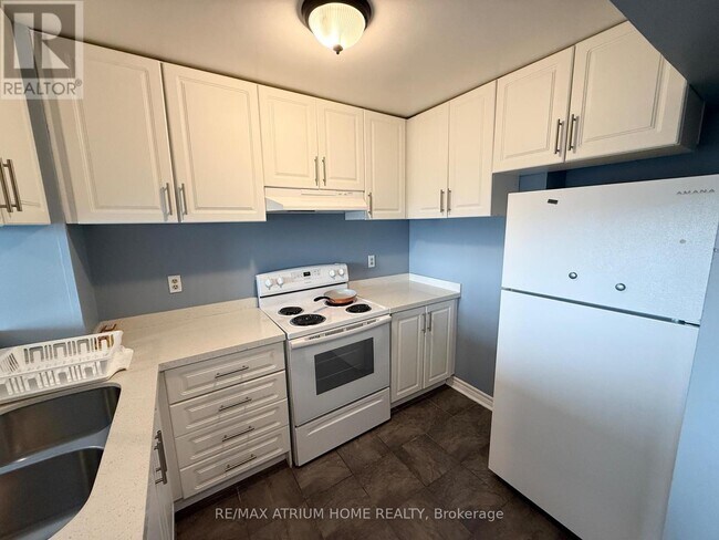 Photo - 3050 Ellesmere Rd Unit 1604