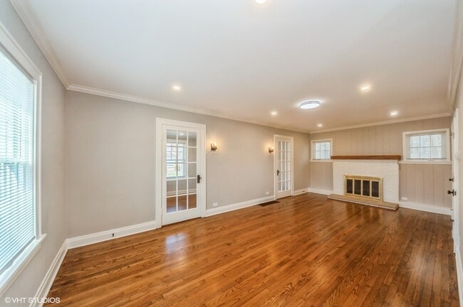 Photo - 114 Michigan Ave