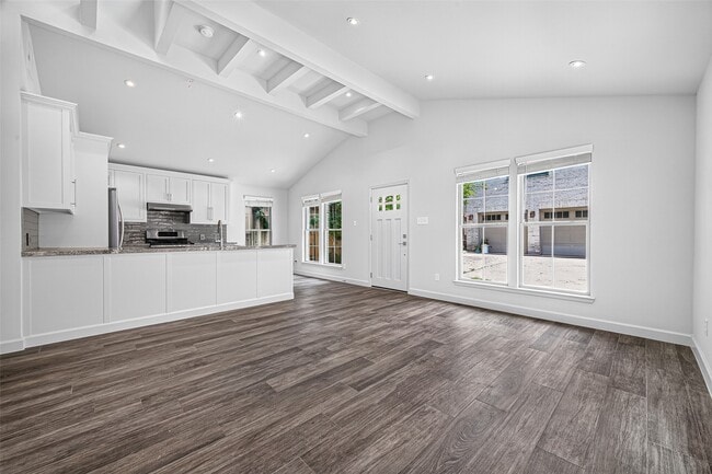 Photo - 6441 Kirby Dr