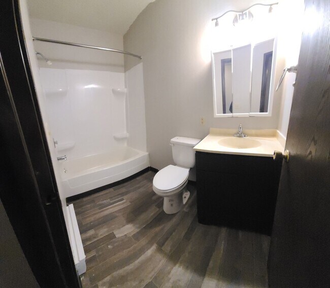 Photo - 207 9th Ave Unidad 204