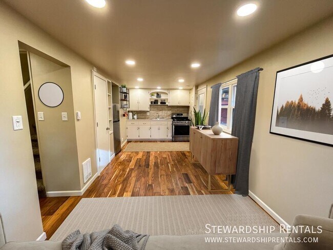 Photo - 754 W 12th Ave Unit D