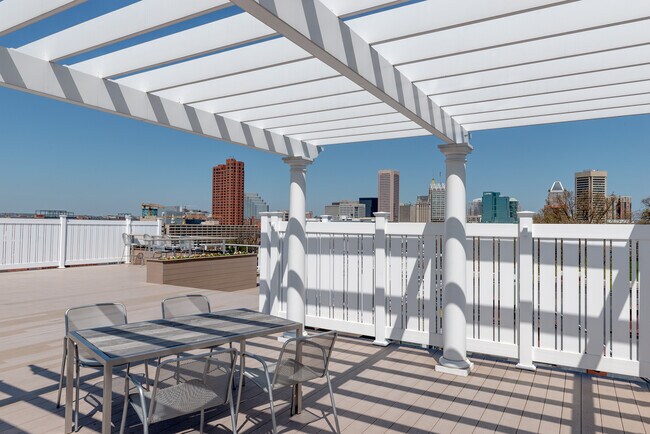 Photo - Harbor Hill Apartments