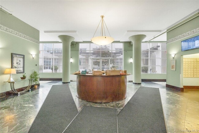 Photo - 1 Landmark Sq Unit 522
