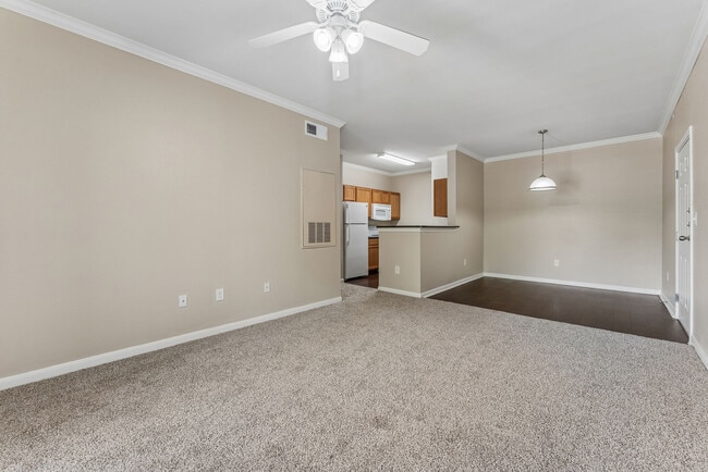 Photo - Point Royale Apartments