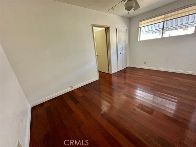 Photo - 2115 Holly Ave