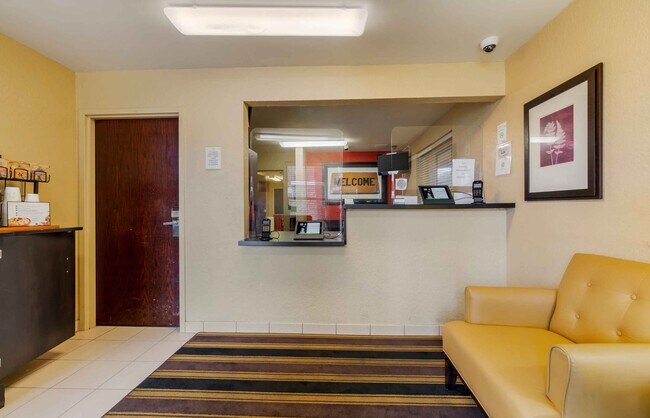 Furnished Studio-Fort Lauderdale-Cypress Creek-Andrews Ave