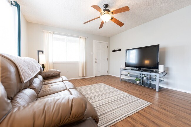 Hideaway House in Farmington, Executive Rental - Fully Furnished