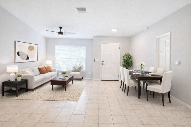 Photo - 215 S Boyd St