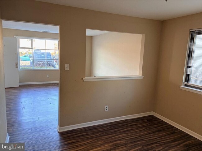 Building Photo - 2036 Jason Dr Unit A