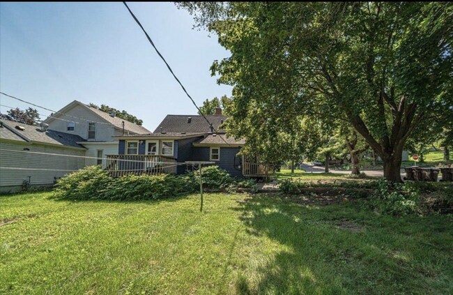 Photo - Beautiful 3-Bed 1-Bath Available Now in Ha...