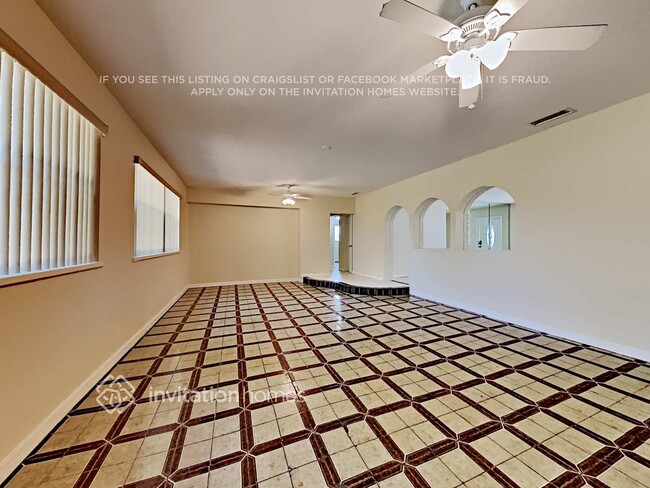 Photo - 4725 NW 2nd Ct