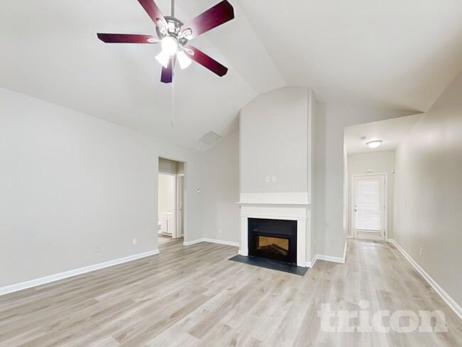 Photo - 7802 Bluefin Trail