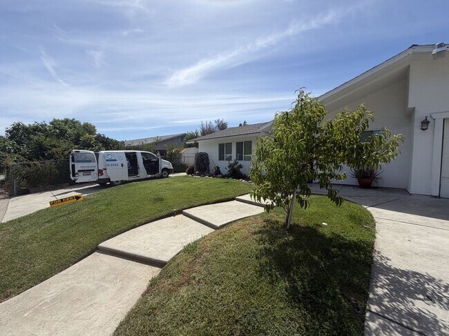 Photo - 7813 Dominion Way