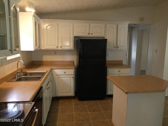 Photo - 48 Cleveland Dr