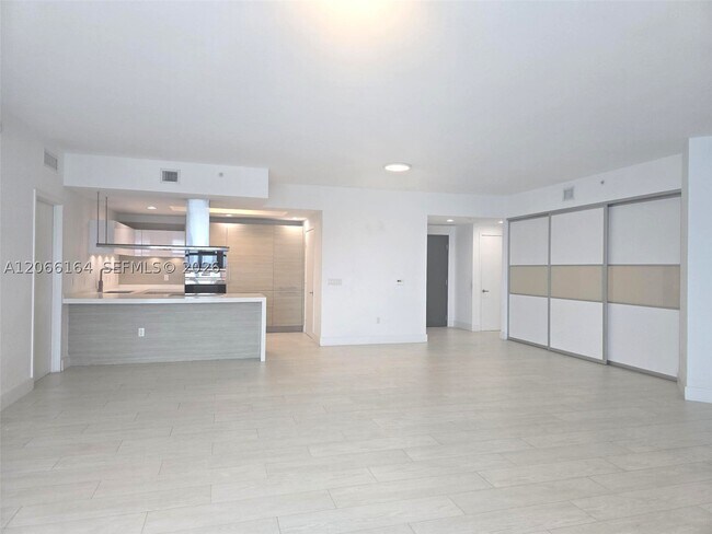 Photo - 17301 Biscayne Blvd Unit 1004