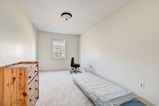 Photo - 411 Kaufman St