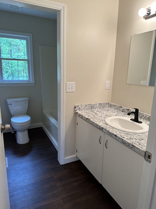 Photo - 184 Walker Ln