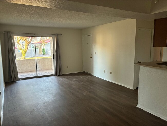 Photo - Move In Special**COMFY 2 BEDROOM/2 FULL BATHROOM CONDO IN PHOENIX (48TH STREET & ELLIOT)**