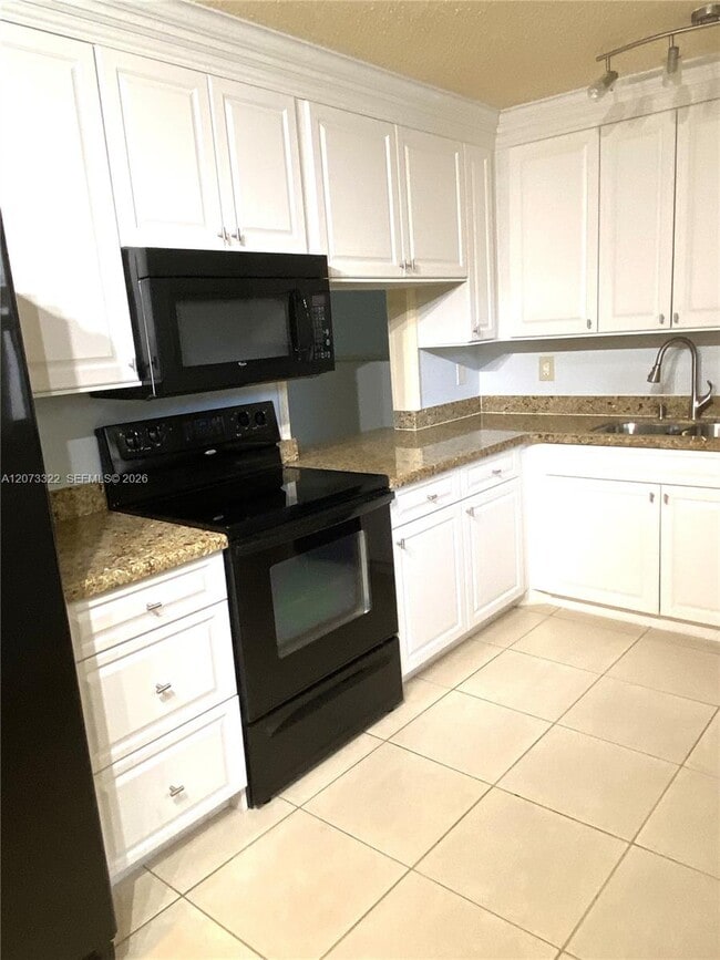 7020 Nova Dr Unit 209D