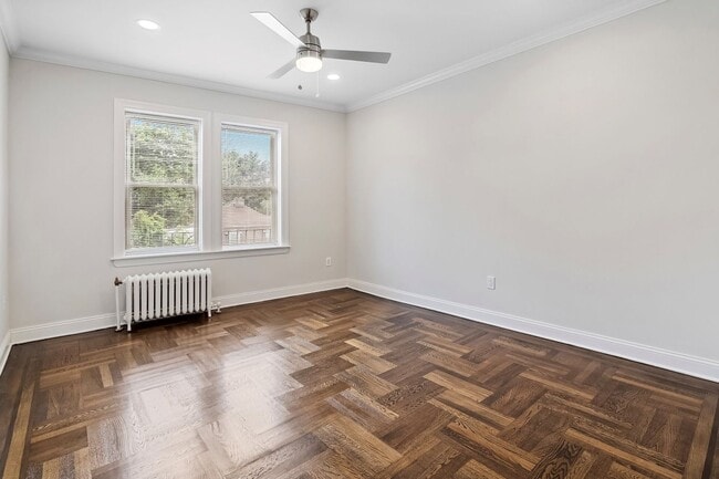 28 Gates Avenue Apartments