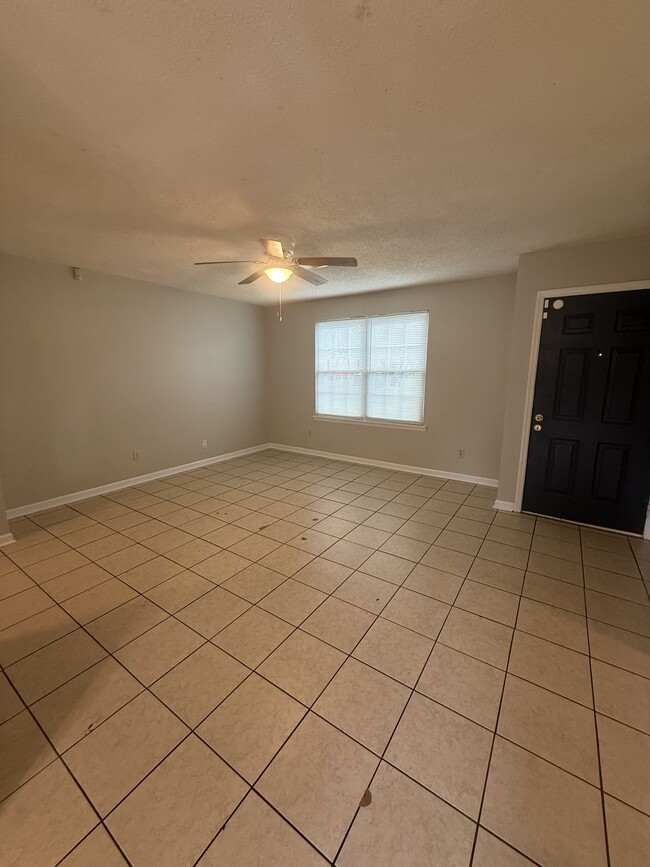 109 Mauldon Ct