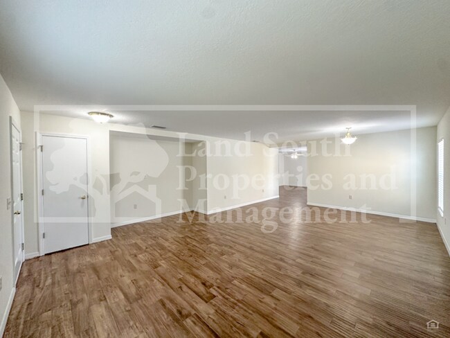 Photo - 7509 Hunters Greene Cir