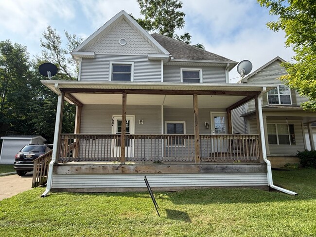 Photo - 107 W Wilkins St Unit #A