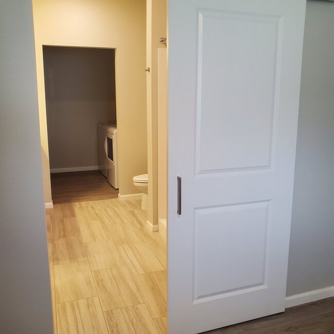 2025 W Grand St Unidad 114