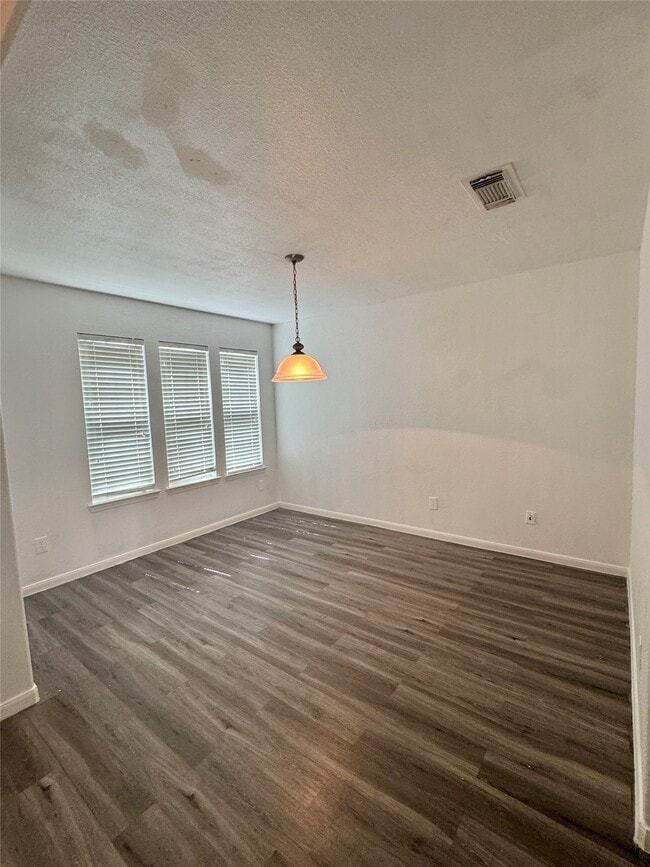 Photo - 8435 Resada Park Ln