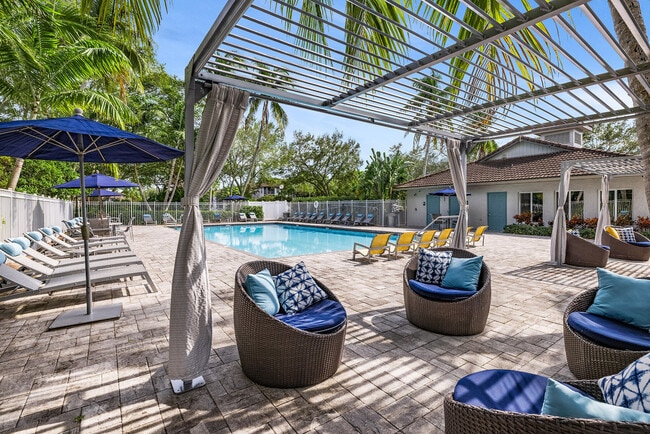Boynton Place Apartments