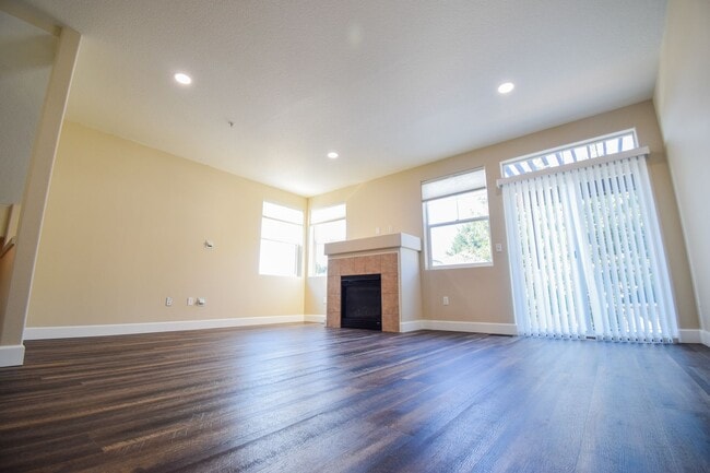 Photo - 10735 SW Canterbury Ln