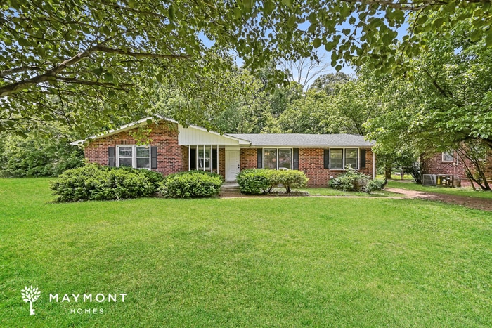Photo - 629 Brook Dr