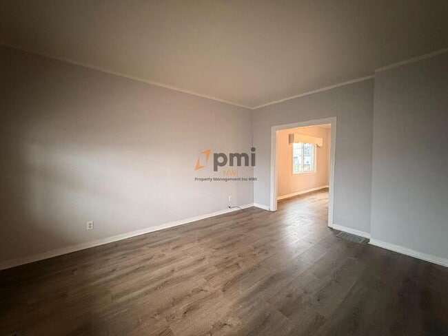 Photo - 814 Summer St