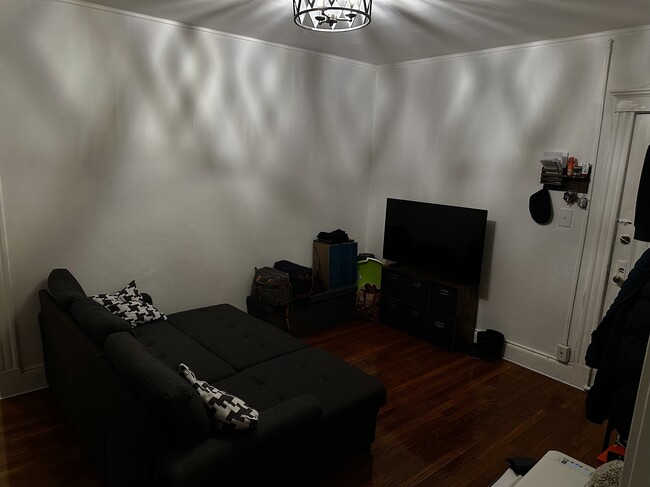 Photo - 262 Winchester St