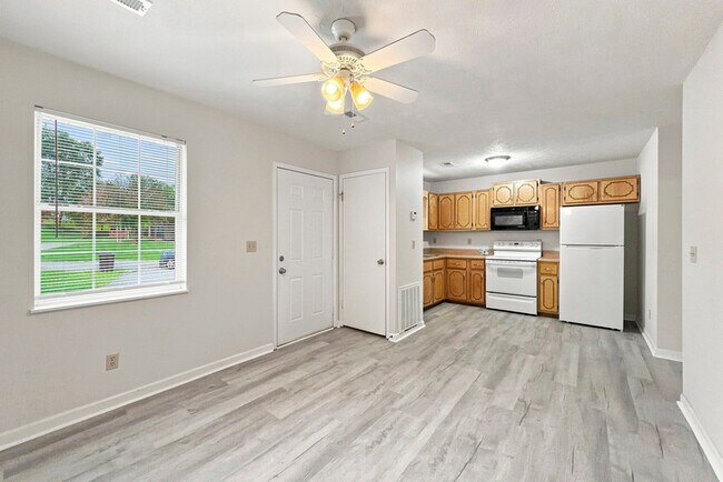 300 Cross Creek Rd Unit 3