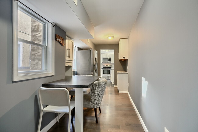 Photo - 411 S Madeira St