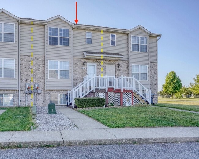 Building Photo - New, New, New - Spacious 3 Bedroom Townhouse with a Finished Basement !!