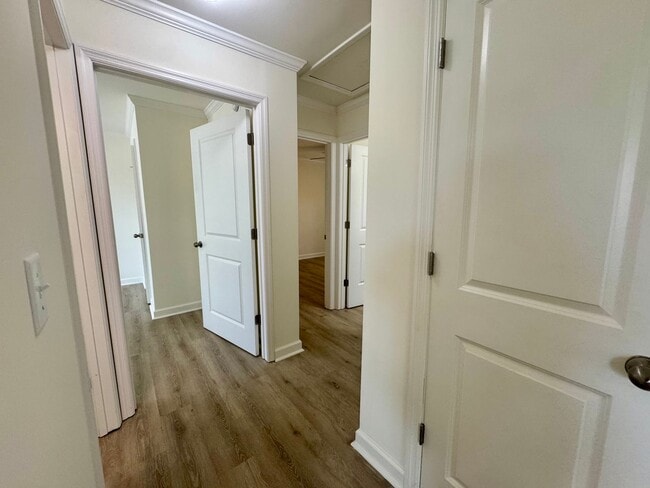 Photo - The Home You’ve Been Searching For! *Utili...