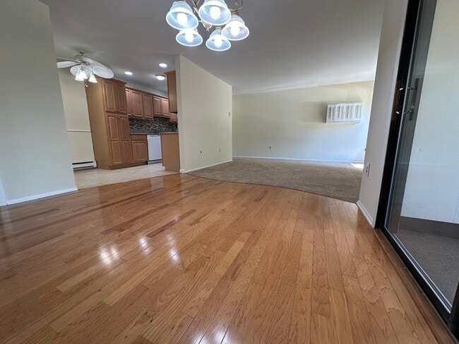 Building Photo - 167 Amberly Dr Unit A