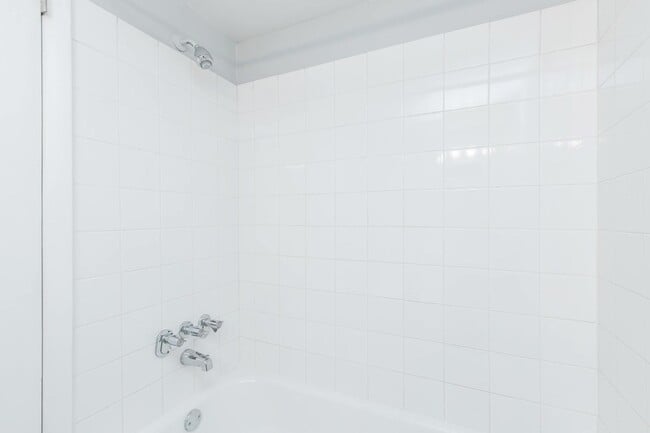 Regency Square Apartments