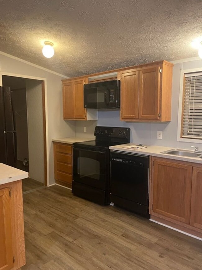 Photo - 1298 Crume Rd